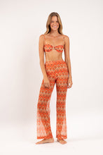Carregar imagem no visualizador da galeria, Model Front: Rio De Sol Calça De Praia Maracai Pants Lana