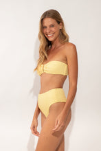 Carregar imagem no visualizador da galeria, Image 04: Rio De Sol Calcinha Bottom Drift-Butterglow Hotpants