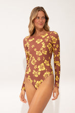 Carregar imagem no visualizador da galeria, Model Front: Wednesday In Hawaii By Rio De Sol Maiô Pua-Coco-Lilikoi Surf