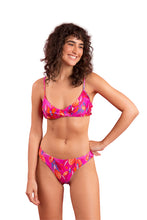 Carregar imagem no visualizador da galeria, Model Front: Rio De Sol Set Set Flavors Balconet-Inv Ciao