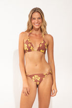 Carregar imagem no visualizador da galeria, Model Front: Wednesday In Hawaii By Rio De Sol Set Set Pua-Coco-Lilikoi Mel