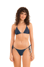 Carregar imagem no visualizador da galeria, Model Front: Rio De Sol Calcinha Bottom Shark Cheeky-Tie