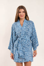 Carregar imagem no visualizador da galeria, Model Front: Rio De Sol Caftans / Saida De Praia Chuva Kimono