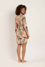Carregar imagem no visualizador da galeria, Model Back: Rio De Sol Chemise Oasis Chemise