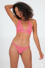 Carregar imagem no visualizador da galeria, Model Front: Rio De Sol Calcinha Bottom Confetti Leblon-Fio