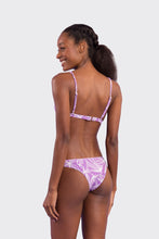Carregar imagem no visualizador da galeria, Model Back: Rio De Sol Calcinha Bottom Trail-Purple Essential