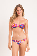 Carregar imagem no visualizador da galeria, Model Front: Rio De Sol Calcinha Bottom Funny Essential-Comfy