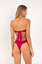 Carregar imagem no visualizador da galeria, Model Back: Rio De Sol Soutien Top Shimmer-Desejo Mavi
