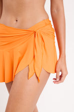 Carregar imagem no visualizador da galeria, Gallery: Rio De Sol Saia Bio-Laranjada Mini Skirt