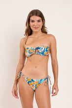 Carregar imagem no visualizador da galeria, Model Front: Rio De Sol Calcinha Bottom Azure Ibiza-Comfy