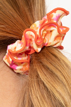 Carregar imagem no visualizador da galeria, Image 05: Rio De Sol Xuxinha (Acessório De Cabelo) Ditsy-Butter Scrunchie