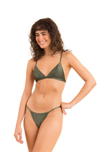 Carregar imagem no visualizador da galeria, Image 04: Rio De Sol Set Set Croco Tri-Fixo California