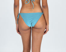 Carregar imagem no visualizador da galeria, Model Back: Rio De Sol Calcinha Bottom Mirante Ibiza-Comfy