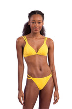 Carregar imagem no visualizador da galeria, Model Front: Rio De Sol Calcinha Bottom Malibu-Yellow Rio-Duo