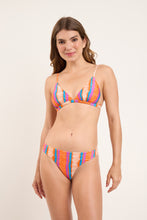 Carregar imagem no visualizador da galeria, Model Front: Rio De Sol Soutien Top Stripes Tri-Fixo
