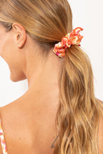 Carregar imagem no visualizador da galeria, Image 03: Rio De Sol Xuxinha (Acessório De Cabelo) Ditsy-Butter Scrunchie