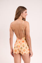 Carregar imagem no visualizador da galeria, Model Back: Rio De Sol Maiô Mosaico Margot