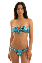 Carregar imagem no visualizador da galeria, Model Front: Rio De Sol Calcinha Bottom Isla Bandeau