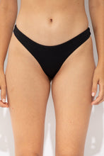 Carregar imagem no visualizador da galeria, Gallery: Rio De Sol Calcinha Bottom Solar-Black Essential