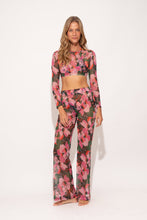 Carregar imagem no visualizador da galeria, Model Front: Rio De Sol Calça De Praia Jolie Pants Lana