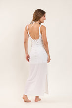 Carregar imagem no visualizador da galeria, Model Back: Rio De Sol Vestido De Praia Memphis-White Saida Yara