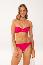 Carregar imagem no visualizador da galeria, Model Front: Wednesday In Hawaii By Rio De Sol Soutien Top Guava Lani