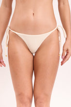 Carregar imagem no visualizador da galeria, Gallery: Rio De Sol Calcinha Bottom Touch-Natural Cheeky-Tie