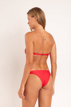 Carregar imagem no visualizador da galeria, Model Back: Rio De Sol Soutien Top Microfibra-Chic-Red Bandeau-Joy