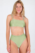 Carregar imagem no visualizador da galeria, Gallery: Rio De Sol Set Set Oliva Bandeau-Reto Hotpants