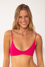 Carregar imagem no visualizador da galeria, Gallery: Wednesday In Hawaii By Rio De Sol Soutien Top Guava Hana