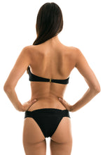 Carregar imagem no visualizador da galeria, Model Back: Rio De Sol Calcinha Bottom Kiwanda Preto Bandeau