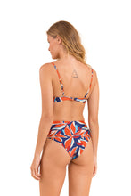 Carregar imagem no visualizador da galeria, Model Back: Rio De Sol Soutien Top Leaves Bandeau-Joy