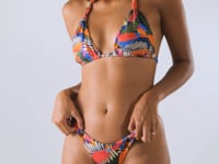 Carregar e reproduzir vídeo no visualizador da Galeria, Video: Rio De Sol Calcinha Bottom Jungle Leblon-Fio