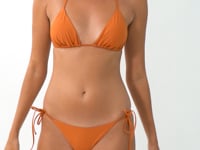 Carregar e reproduzir vídeo no visualizador da Galeria, Video: Rio De Sol Calcinha Bottom Ocre Lacinho