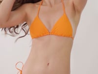 Carregar e reproduzir vídeo no visualizador da Galeria, Video: Rio De Sol Calcinha Bottom Bio-Laranjada Lacinho