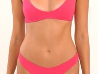 Carregar e reproduzir vídeo no visualizador da Galeria, Video: Wednesday In Hawaii By Rio De Sol Soutien Top Guava Hana