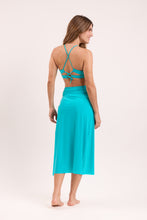 Carregar imagem no visualizador da galeria, Model Back: Rio De Sol Saia Amb-Nannai Long Skirt Knot