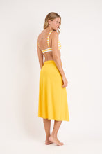 Carregar imagem no visualizador da galeria, Model Back: Rio De Sol Saia Bio-Luz-Solar Long Skirt Knot