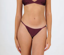 Carregar imagem no visualizador da galeria, Gallery: Rio De Sol Calcinha Bottom Barolo California