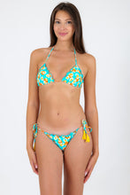 Carregar imagem no visualizador da galeria, Model Front: Rio De Sol Calcinha Bottom Dubai Frufru-Fio