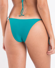 Carregar imagem no visualizador da galeria, Image 05: Rio De Sol Calcinha Bottom Grove Lacinho