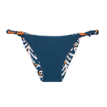 Carregar imagem no visualizador da galeria, Product Back: Rio De Sol Calcinha Bottom Ikat Essential-Rev