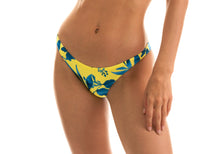 Carregar imagem no visualizador da galeria, Gallery: Rio De Sol Calcinha Bottom Lemon Flower Bandeau