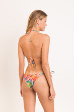 Carregar imagem no visualizador da galeria, Model Back: Rio De Sol Calcinha Bottom Love-Trip Cheeky-Tie