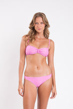 Carregar imagem no visualizador da galeria, Model Front: Rio De Sol Calcinha Bottom Milkshake Essential-Comfy