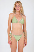 Carregar imagem no visualizador da galeria, Model Front: Rio De Sol Calcinha Bottom Oliva Frufru