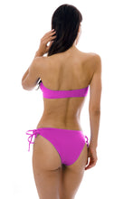 Carregar imagem no visualizador da galeria, Model Back: Rio De Sol Calcinha Bottom Uv-Pink Madrid