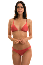 Carregar imagem no visualizador da galeria, Model Front: Rio De Sol Set Madras Dupla Face