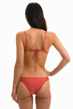 Carregar imagem no visualizador da galeria, Model Back: Rio De Sol Set Madras Dupla Face