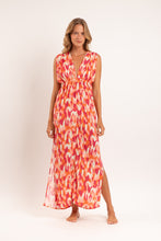 Carregar imagem no visualizador da galeria, Model Front: Rio De Sol Vestido De Praia Mirage Long Dress Soleil